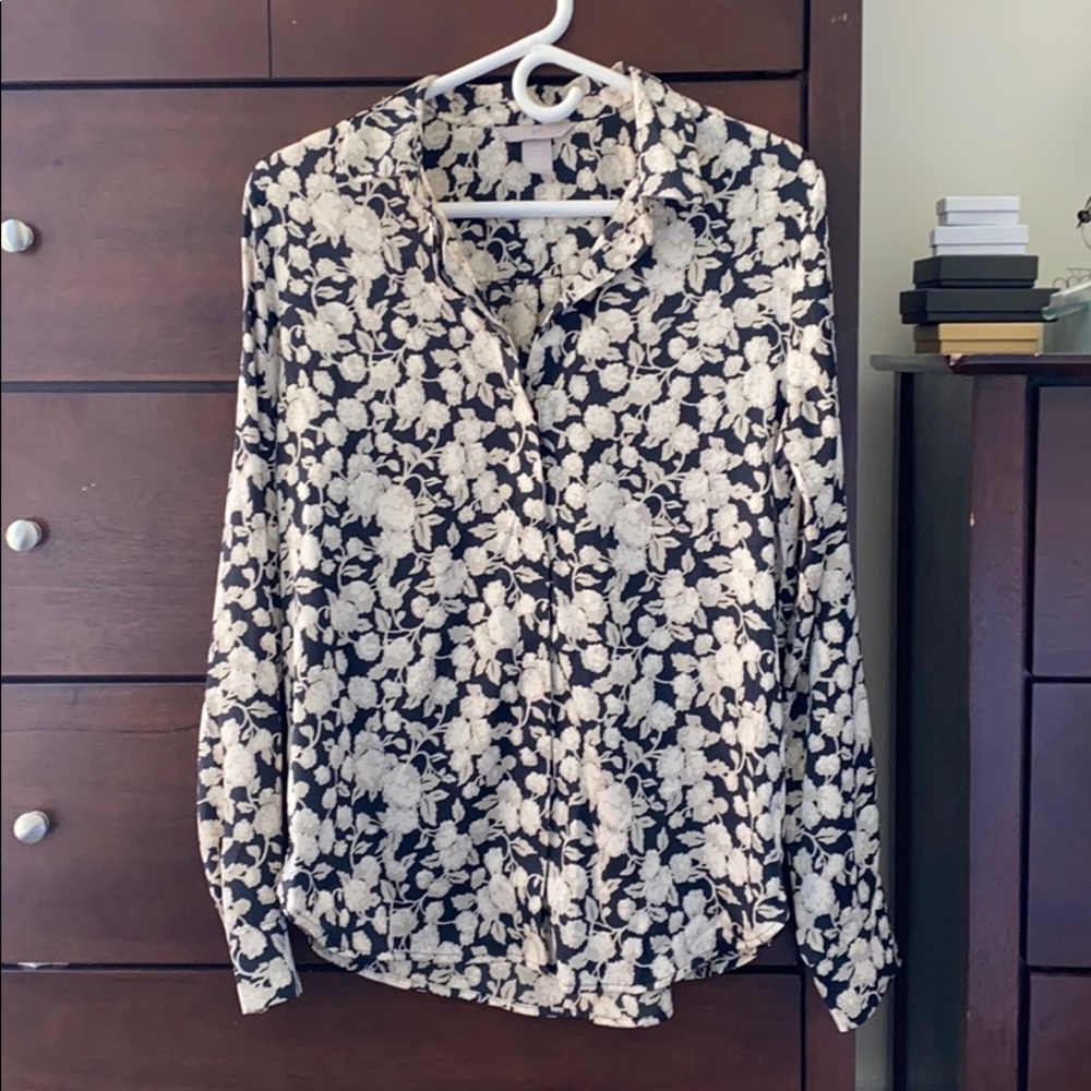 NWOT! H&M Floral Satin Blouse